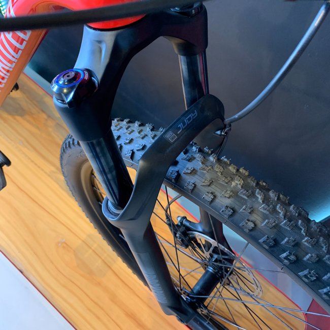 Bicicleta Specialized Epic Comp Aro 29 GX 12V Vermelho e Branco - Seminova