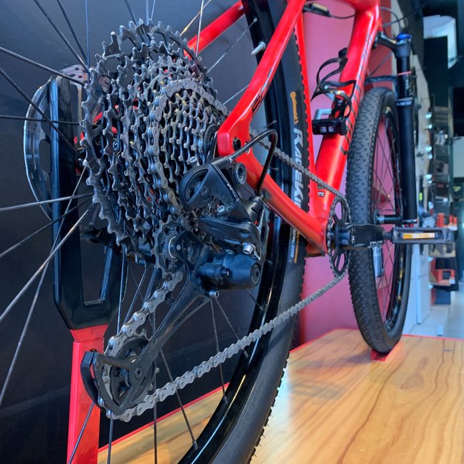 Bicicleta Specialized Epic Comp Carbon Aro 29 NX 12v Vermelha - Seminova