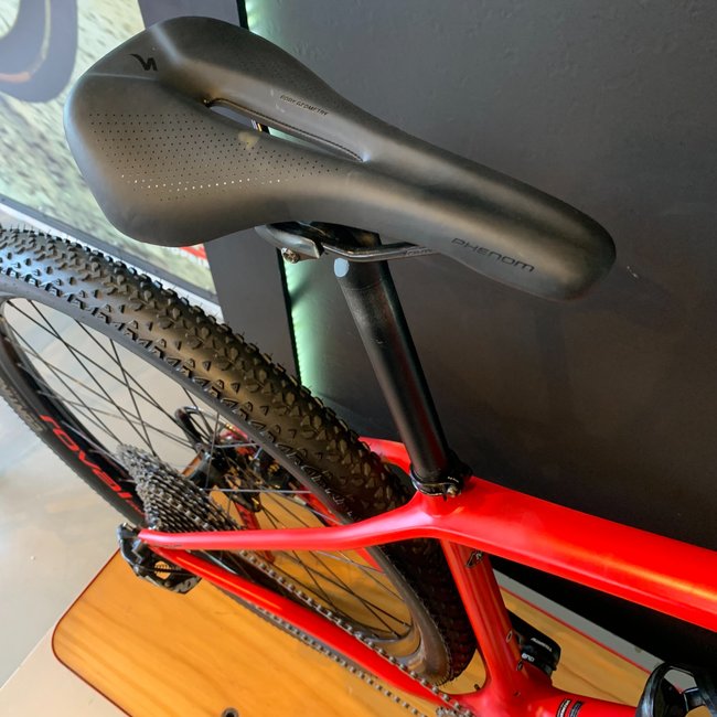 Bicicleta Specialized Epic Comp Carbon Aro 29 NX 12v Vermelha - Seminova