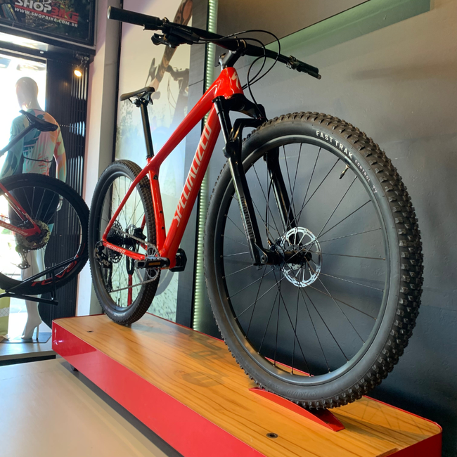 Bicicleta Specialized Epic HT Aro 29 NX 12v 2022 Vermelho e Branco