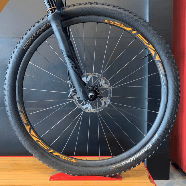 Bicicleta Specialized Epic Pro FSR Carbon Aro 29 SRAM X01 12v Laranja - Seminova