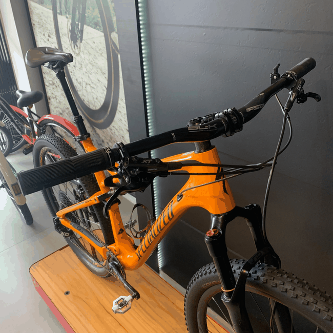 Bicicleta Specialized Epic Pro FSR Carbon Aro 29 SRAM X01 12v Laranja - Seminova