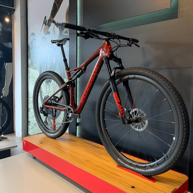 Bicicleta Specialized Epic Race Full Expert Carbon Aro 29 GX 12v 2020 Bordo - Seminova