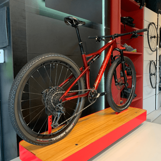 Bicicleta Specialized Epic Race Full Expert Carbon Aro 29 GX 12v 2020 Bordo - Seminova