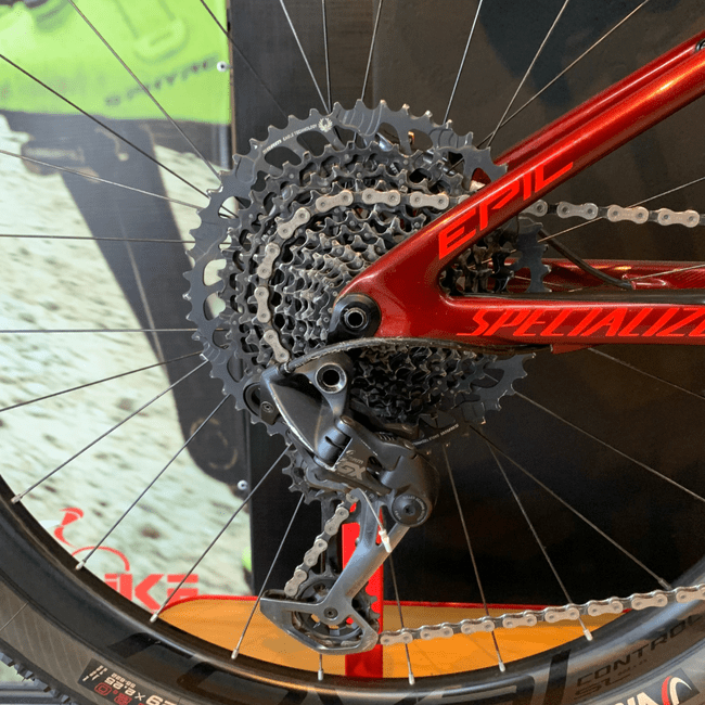 Bicicleta Specialized Epic Race Full Expert Carbon Aro 29 GX 12v 2020 Bordo - Seminova