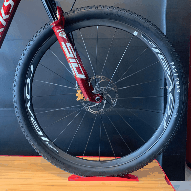 Bicicleta Specialized Epic Race S-Works Aro 29 XX1 AXS 12v Vermelha e Branca - Seminova