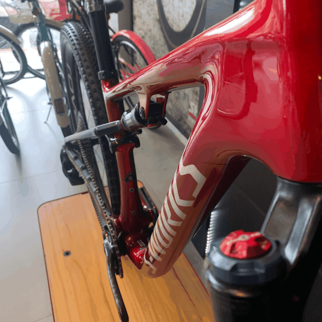 Bicicleta Specialized Epic Race S-Works Aro 29 XX1 AXS 12v Vermelha e Branca - Seminova