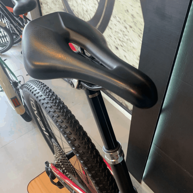 Bicicleta Specialized Epic Race S-Works Aro 29 XX1 AXS 12v Vermelha e Branca - Seminova