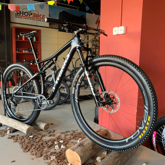Bicicleta Specialized Epic S-Works Full Aro 29 XO1 12v Preto - Seminova