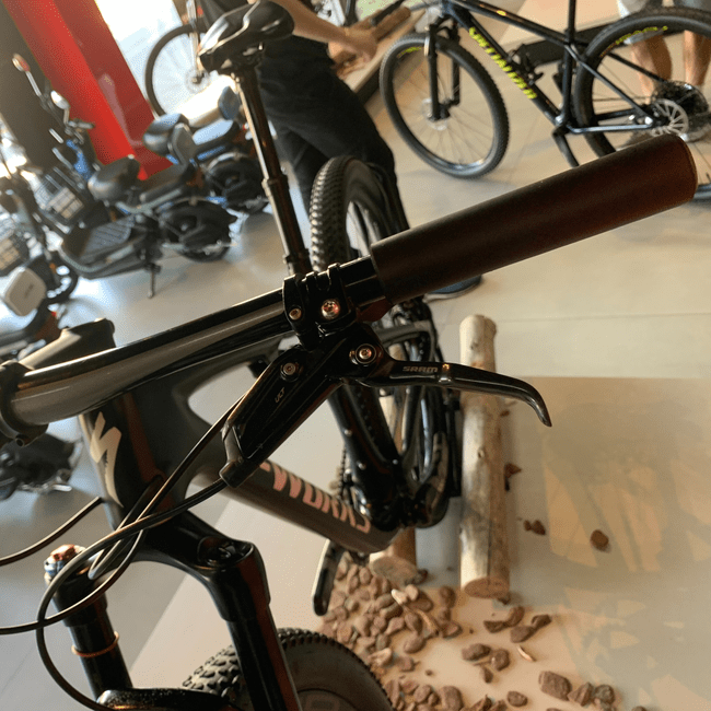 Bicicleta Specialized Epic S-Works Full Aro 29 XO1 12v Preto - Seminova