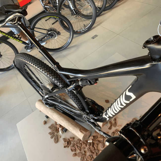 Bicicleta Specialized Epic S-Works Full Aro 29 XO1 12v Preto - Seminova