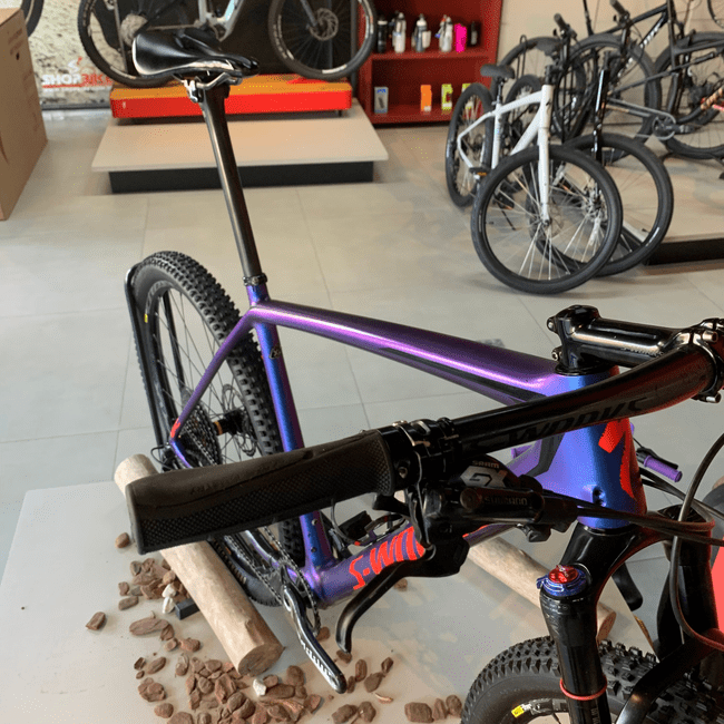 Bicicleta Specialized Epic S-Works HT Aro 29 XX1 12v Roxa Camaleão - Seminova