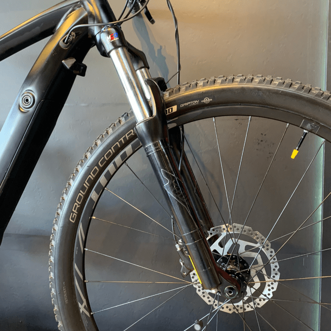 Bicicleta Specialized Turbo Levo HT Aro 29 Alivio 9v 2021 Preto - Seminova