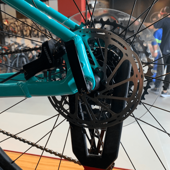 Bicicleta Specialized Rockhopper Expert Aro 29 SX 12v Azul e Prata