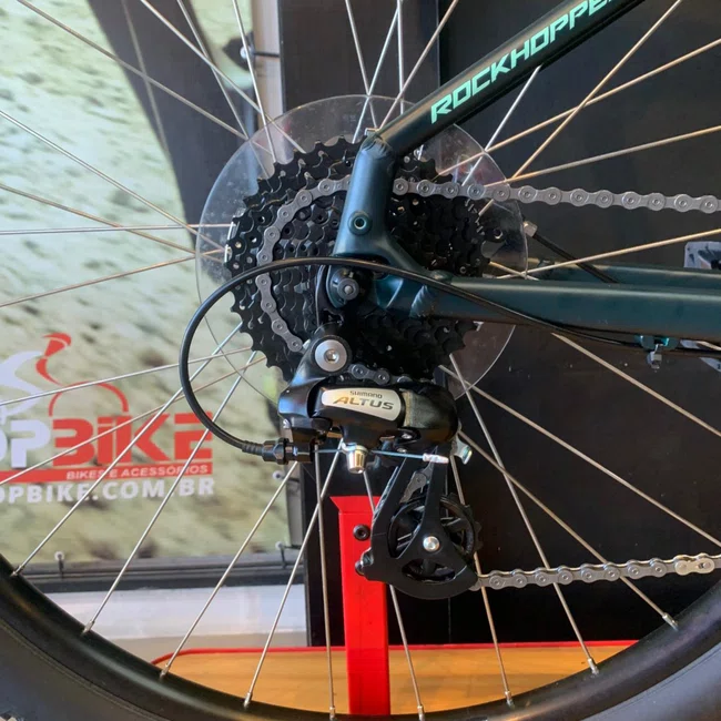 Bicicleta Specialized Rockhopper Sport Aro 29 Altus 18v Verde Escuro e Verde Claro