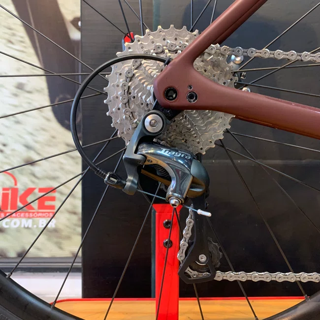 Bicicleta Specialized Roubax sl8 Tiagra 20v Marrom - Seminova