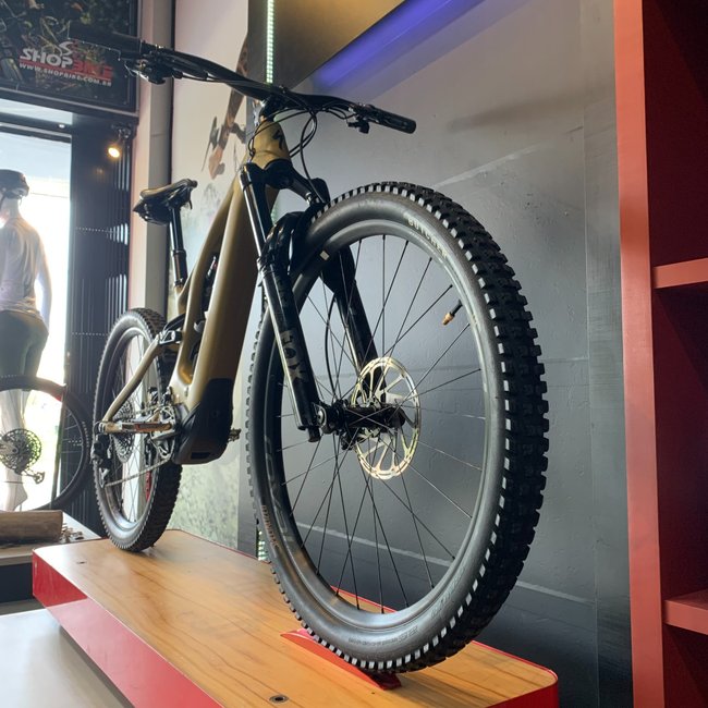 Bicicleta Specialized Turbo Levo Expert Aro 29 XO1 12v Dourado e Preto - Seminova