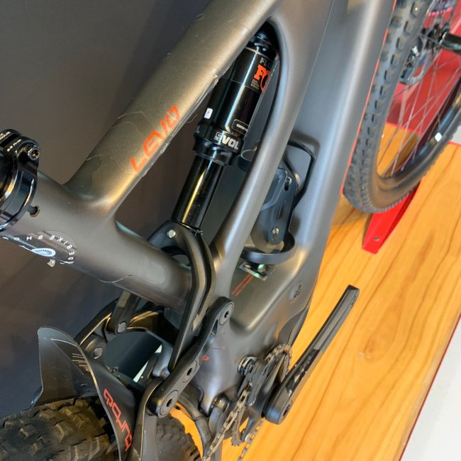 Bicicleta Specialized Turbo Levo Expert Carbon Aro 29 XO1 12v Cinza e Vermelho - Seminova