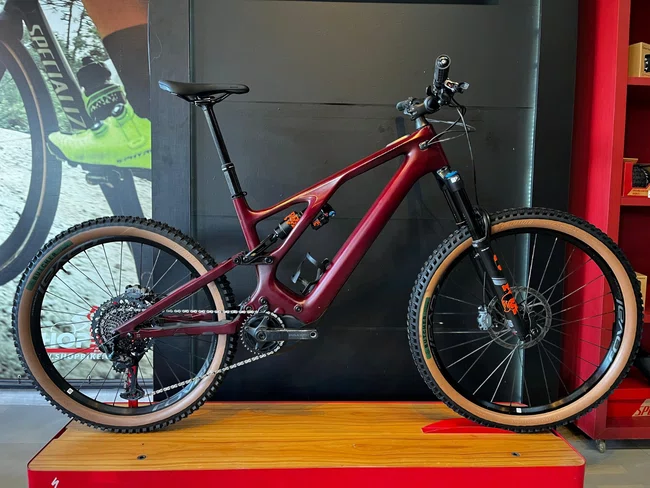 Bicicleta Specialized Turbo Levo Expert x01 12v Bordo - Seminova