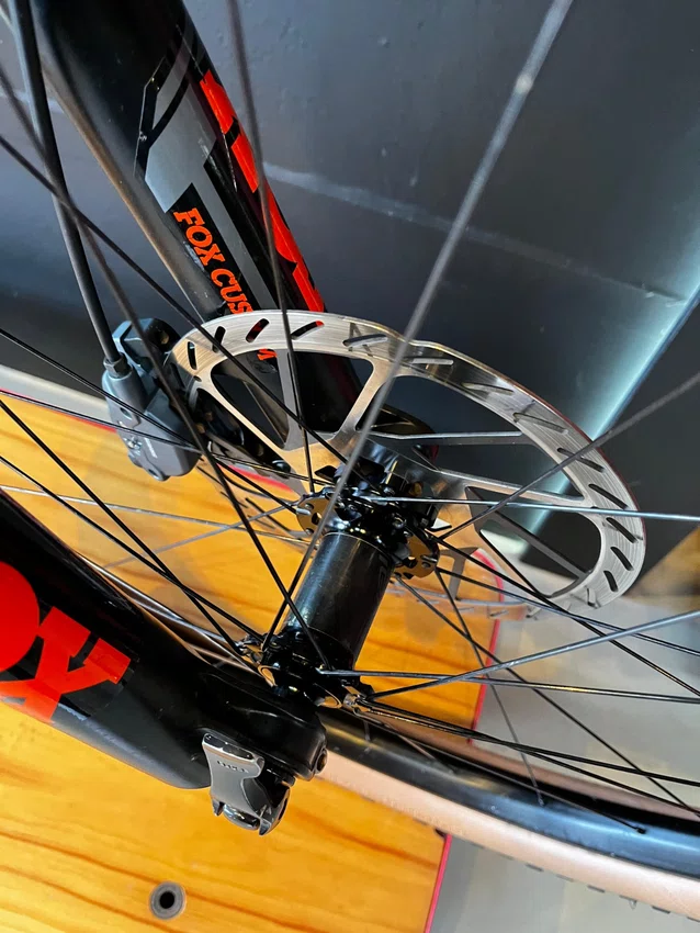 Bicicleta Specialized Turbo Levo Expert x01 12v Bordo - Seminova