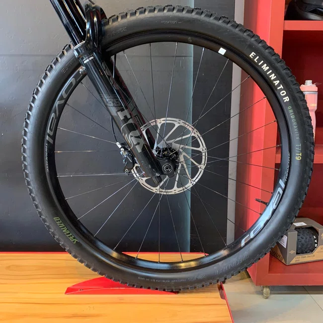 Bicicleta Specialized Turbo Levo G3 Aro 29 Expert XO1 12v Preto e Cinza - Seminova
