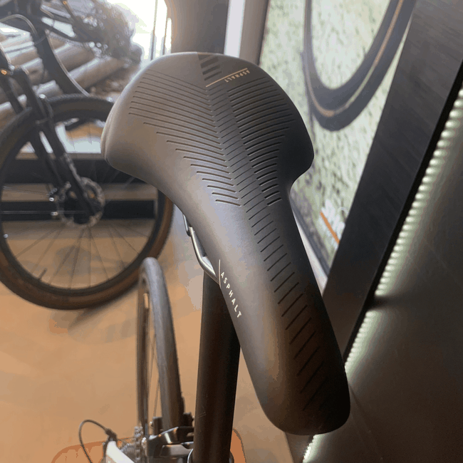 Bicicleta Swift Ultravox SSL Carbon Aro 700 105 22v Branco e Verde - Seminova