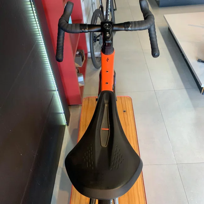 Bicicleta Swift Univox Evo Gr Aro 700 Sram Rival 12v Laranja e Preto - Seminova