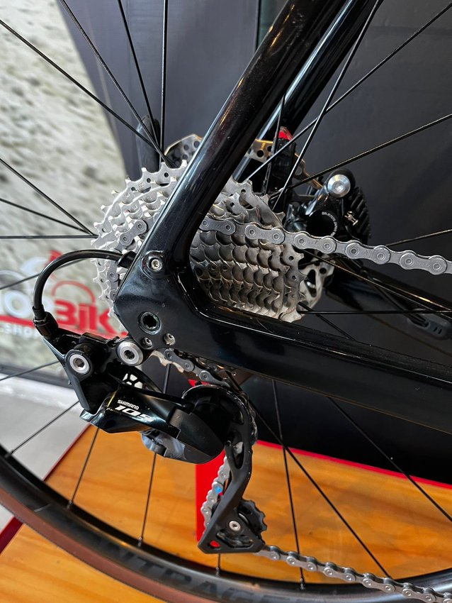 Bicicleta Trek Domane SL5 Aro 700 105 22v Preto - Seminova