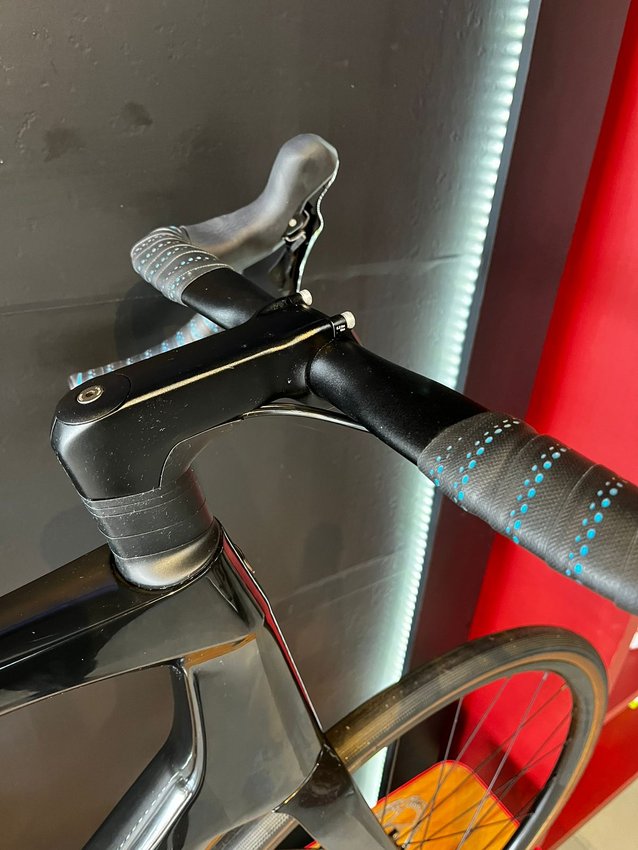 Bicicleta Trek Domane SL5 Aro 700 105 22v Preto - Seminova