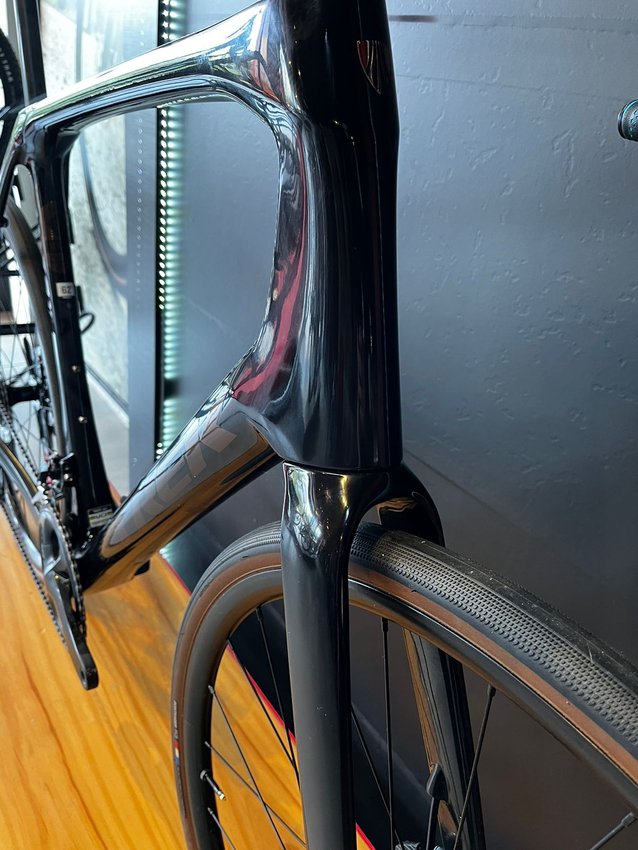 Bicicleta Trek Domane SL5 Aro 700 105 22v Preto - Seminova