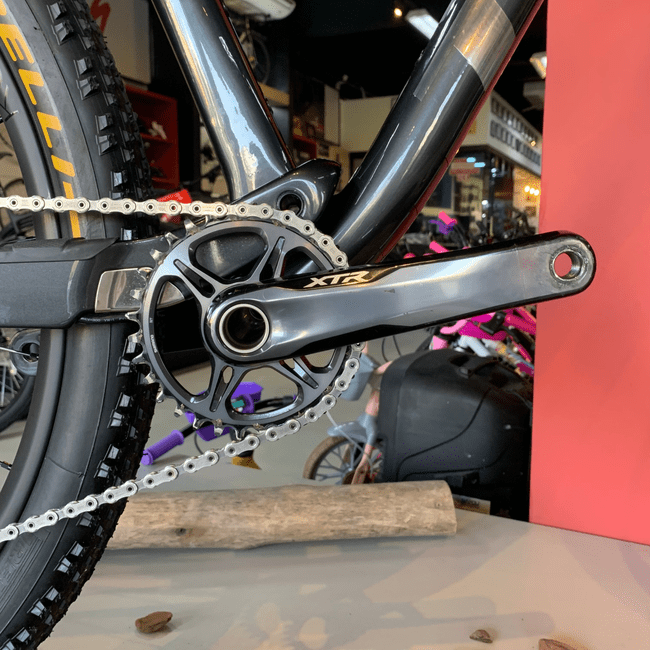 Bicicleta Trek Supercaliber 9.9 Aro 29 XTR 12v Preto e Cinza - Seminova