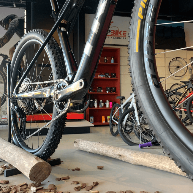 Bicicleta Trek Supercaliber 9.9 Aro 29 XTR 12v Preto e Cinza - Seminova