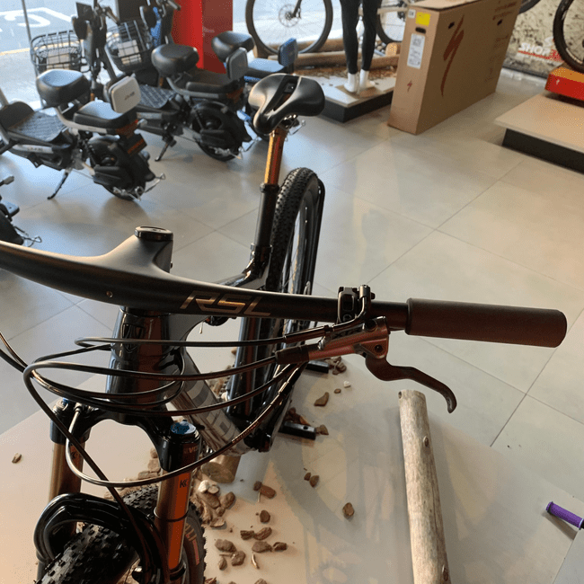Bicicleta Trek Supercaliber 9.9 Aro 29 XTR 12v Preto e Cinza - Seminova