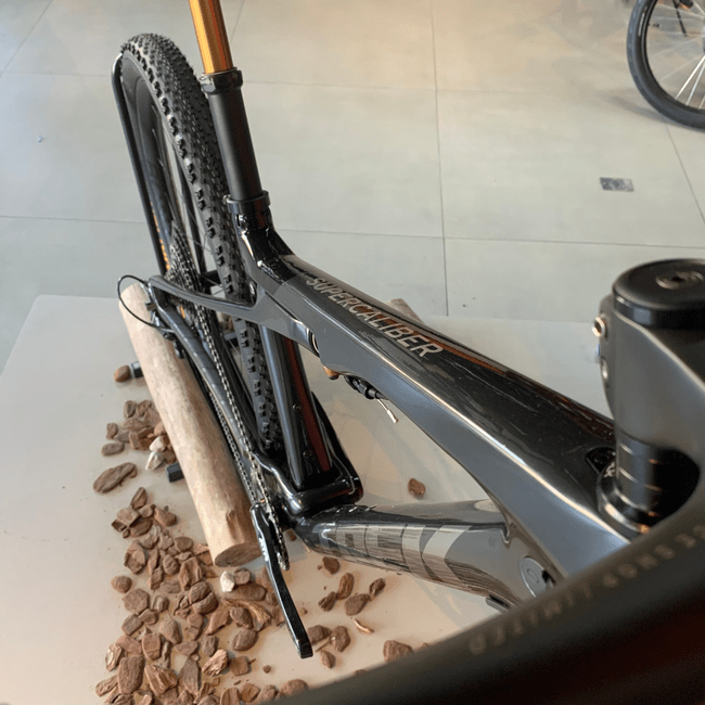 Bicicleta Trek Supercaliber 9.9 Aro 29 XTR 12v Preto e Cinza - Seminova