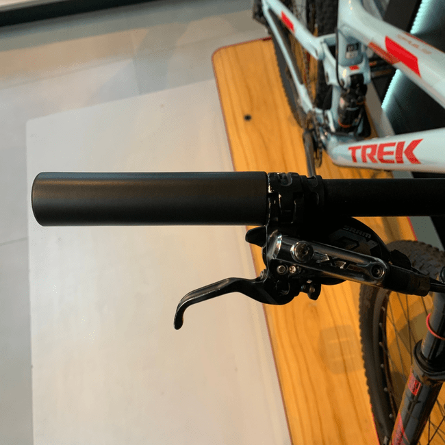 Bicicleta Trek Top Fuel 9.8SL Aro 29 GX 12v Azul e Vermelho - Seminova