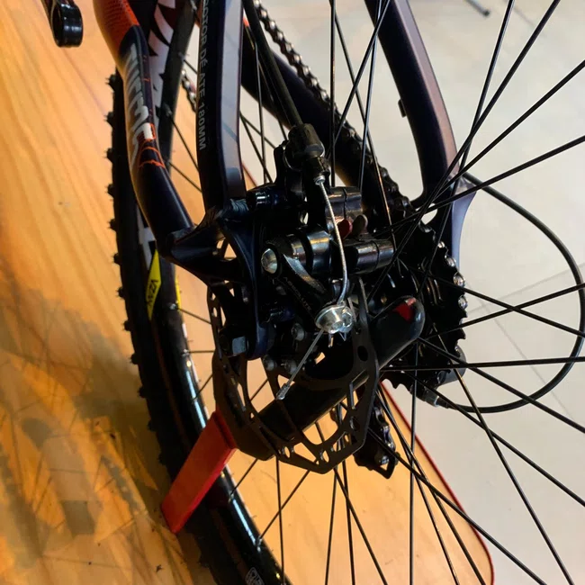 Bicicleta Vikingx Aro 26 Tuff-25 Shimano Azul Laranja e Branco