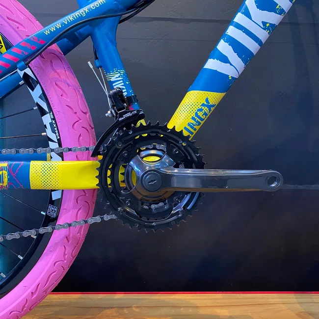 Bicicleta Vikingx Aro 26 Tuff-25 Shimano Verde Amarelo Rosa