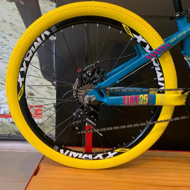 Bicicleta Vikingx Aro26 Tuff 25 Shimano 21v Verde, Amarelo e Rosa