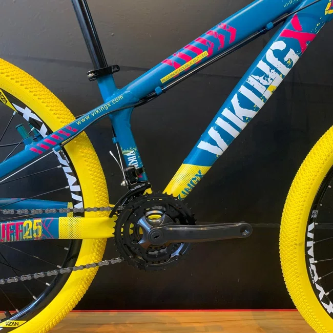 Bicicleta Vikingx Aro26 Tuff 25 Shimano 21v Verde, Amarelo e Rosa