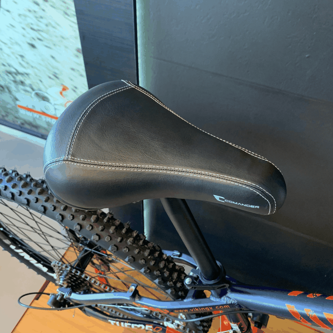 Bicicleta Vikingx Tuff 25 Aro 26 Shimano 21v Azul e Branca e Laranja