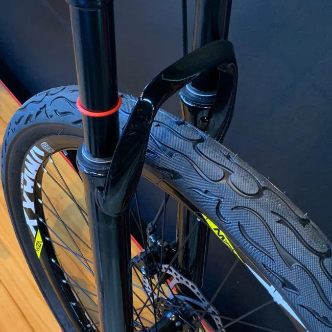 Bicicleta Vikingx Tuff 25 Aro 26 Shimano 21v Azul e Laranja e Amarelo