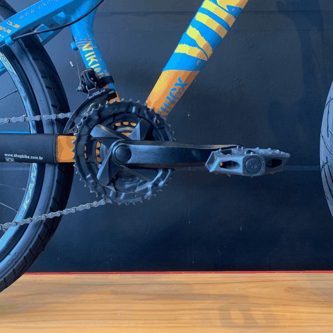 Bicicleta VikingX Tuff 25 Aro 26 Shimano Tourney 21V Azul e Laranja e Amarelo e Rosa - SemiNova