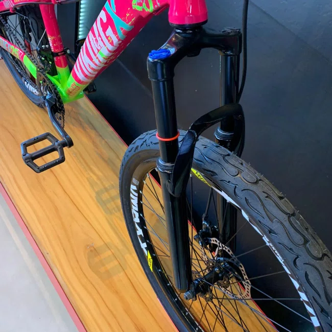 Bicicleta Vikingx Tuff 25 Shimano Aro 26 21v Rosa e Verde