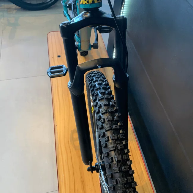 Bicicleta Vikingx Tuff-30 Aro 26 Shimano 21v Azul Turquesa e Amarela
