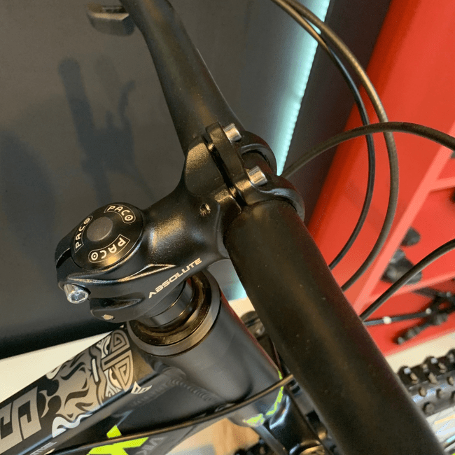 Bicicleta VikingX Tuff 30 Toourney 21v Preto e Verde