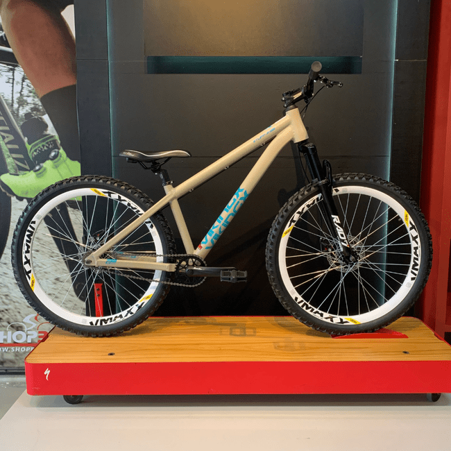 Bicicleta Vikingx Tuff X38 Aro 26 Bege e Verde e Azul