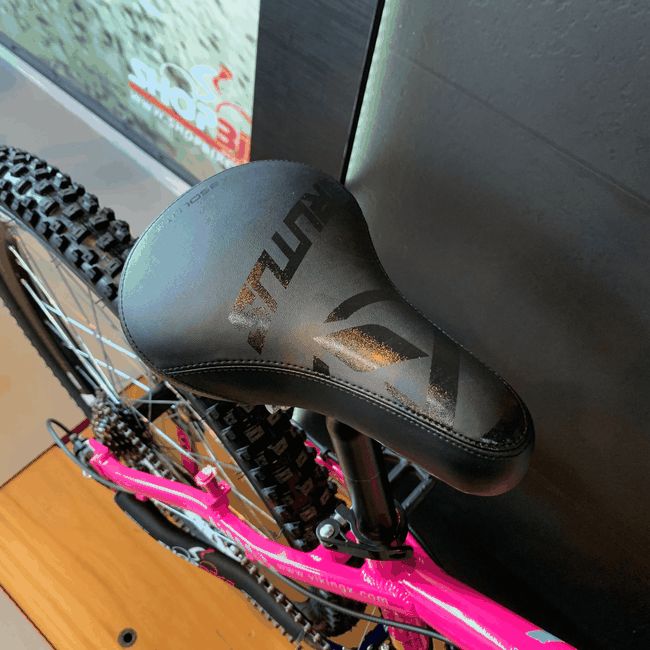 Bicicleta Vikingx Tuff25 21V Aro 26 Rosa e Amarelo e Branca e Azul