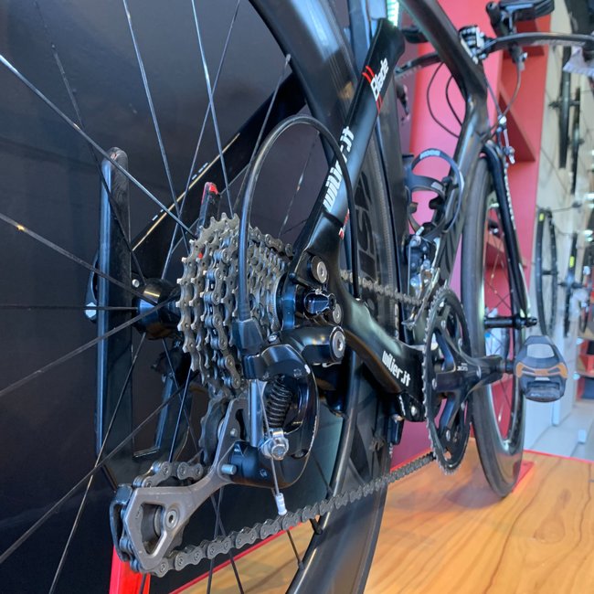 Bicicleta Wilier Triestina Blade Aro 700 105 20v Preto Fosco e Branca - Seminova