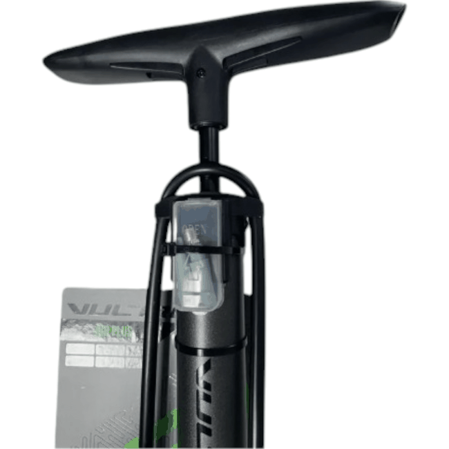 Bomba De Oficina Air Plus Cinza C/ Manometro Digital Vultro