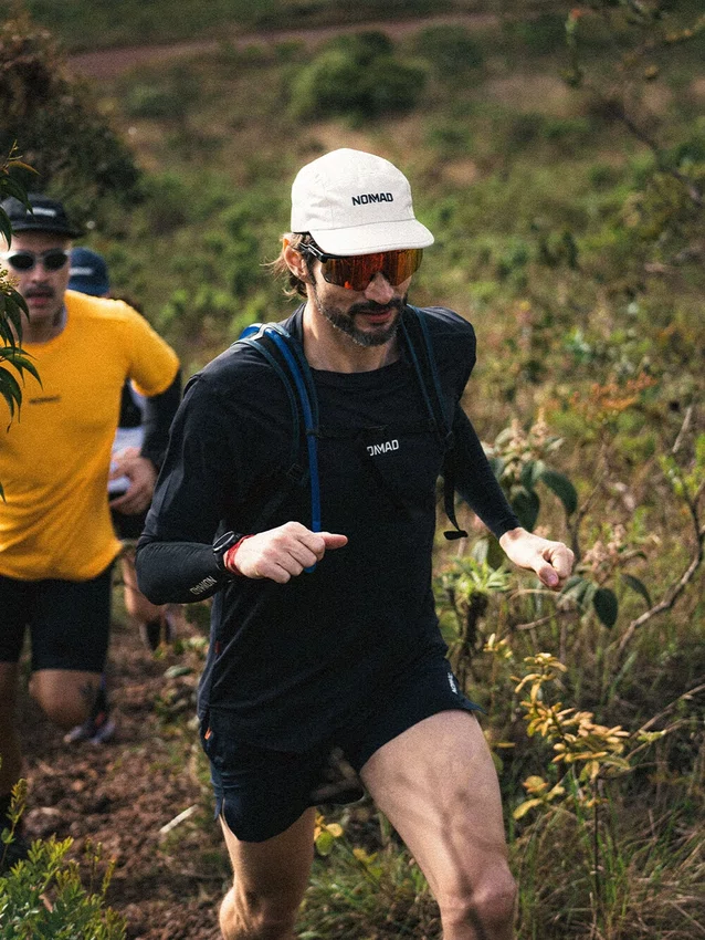 Bone nomad running bege
